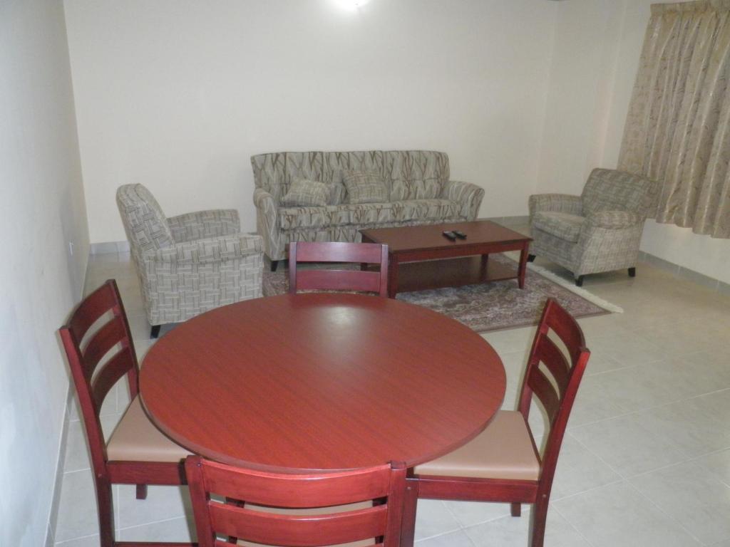 Hamasa Plaza Hotel Al Buraimi Quarto foto