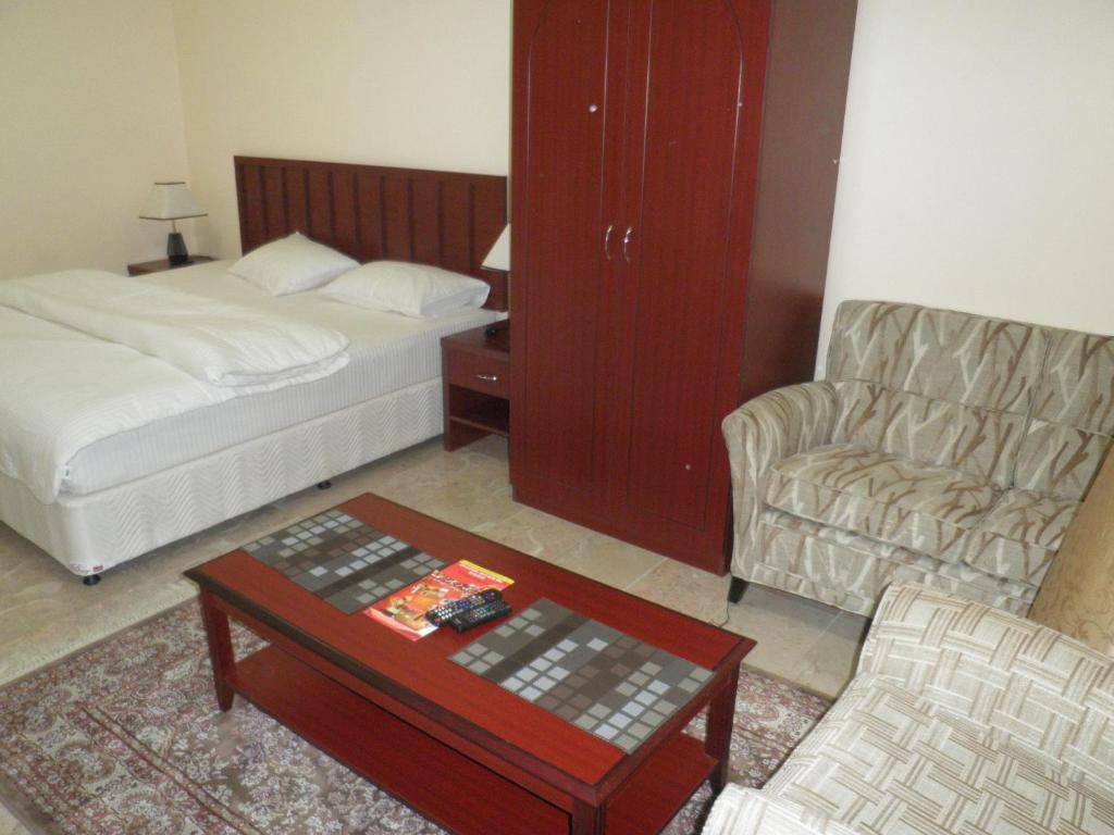 Hamasa Plaza Hotel Al Buraimi Quarto foto