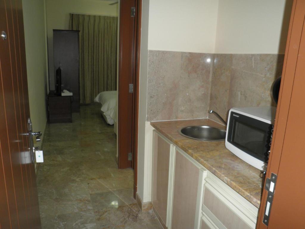 Hamasa Plaza Hotel Al Buraimi Quarto foto